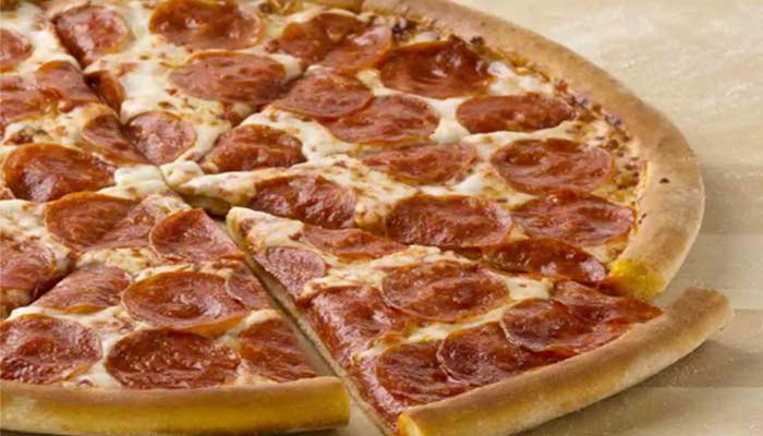 پیتزای Papa John's Pepperoni