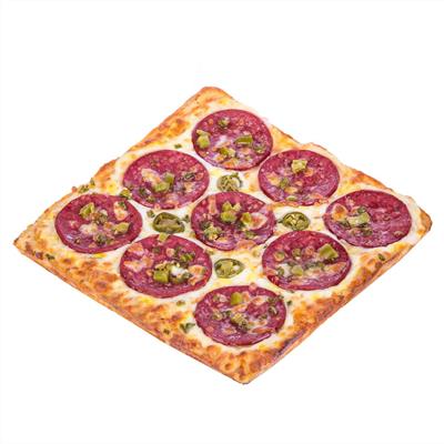 یه پیتزای با حال با پپرونی و سس چیلی و پنیر موزارلا
پپرونی پیتزا متوسط